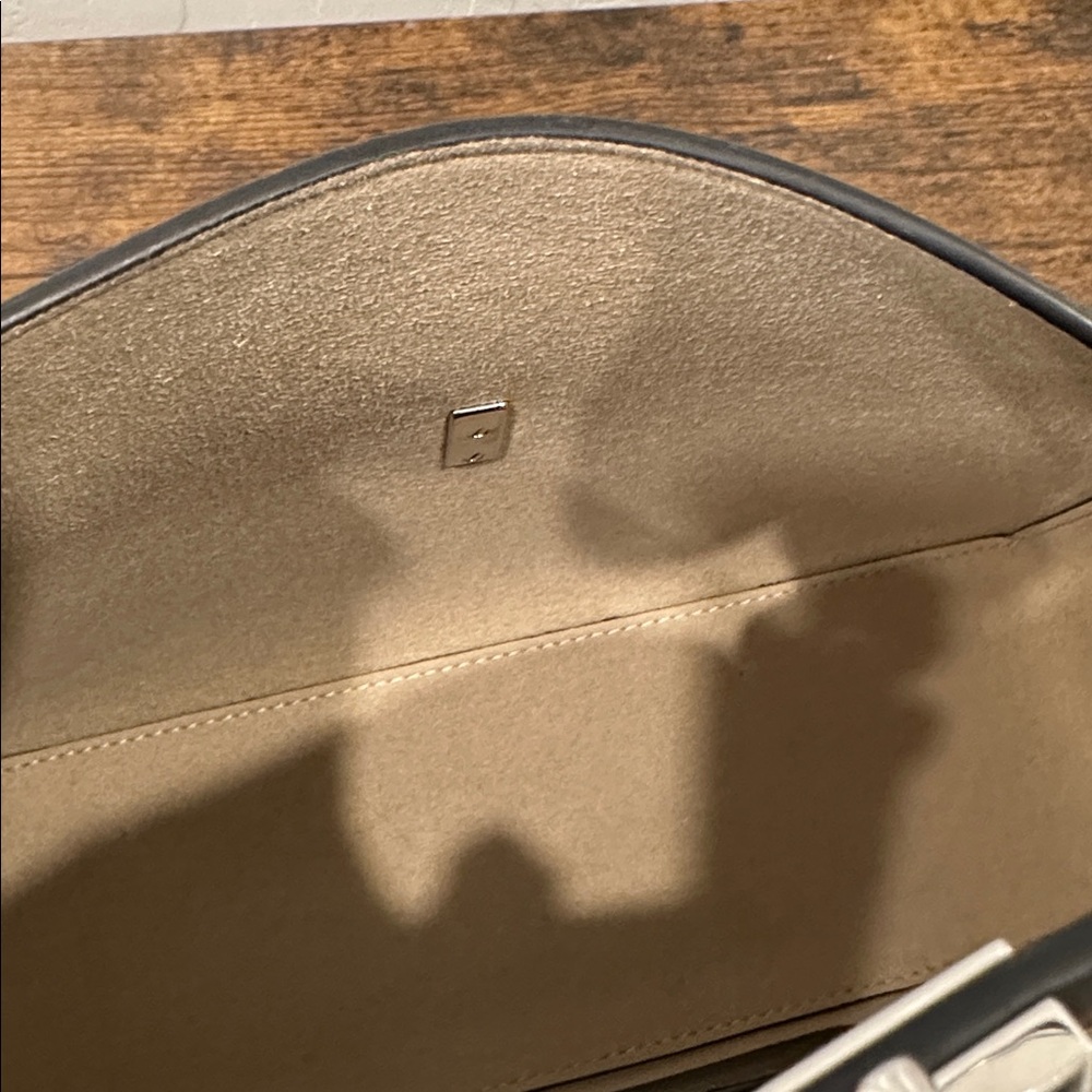 Toteme T-Lock Convertible Leather Clutch SHARK - Picture 10 of 11